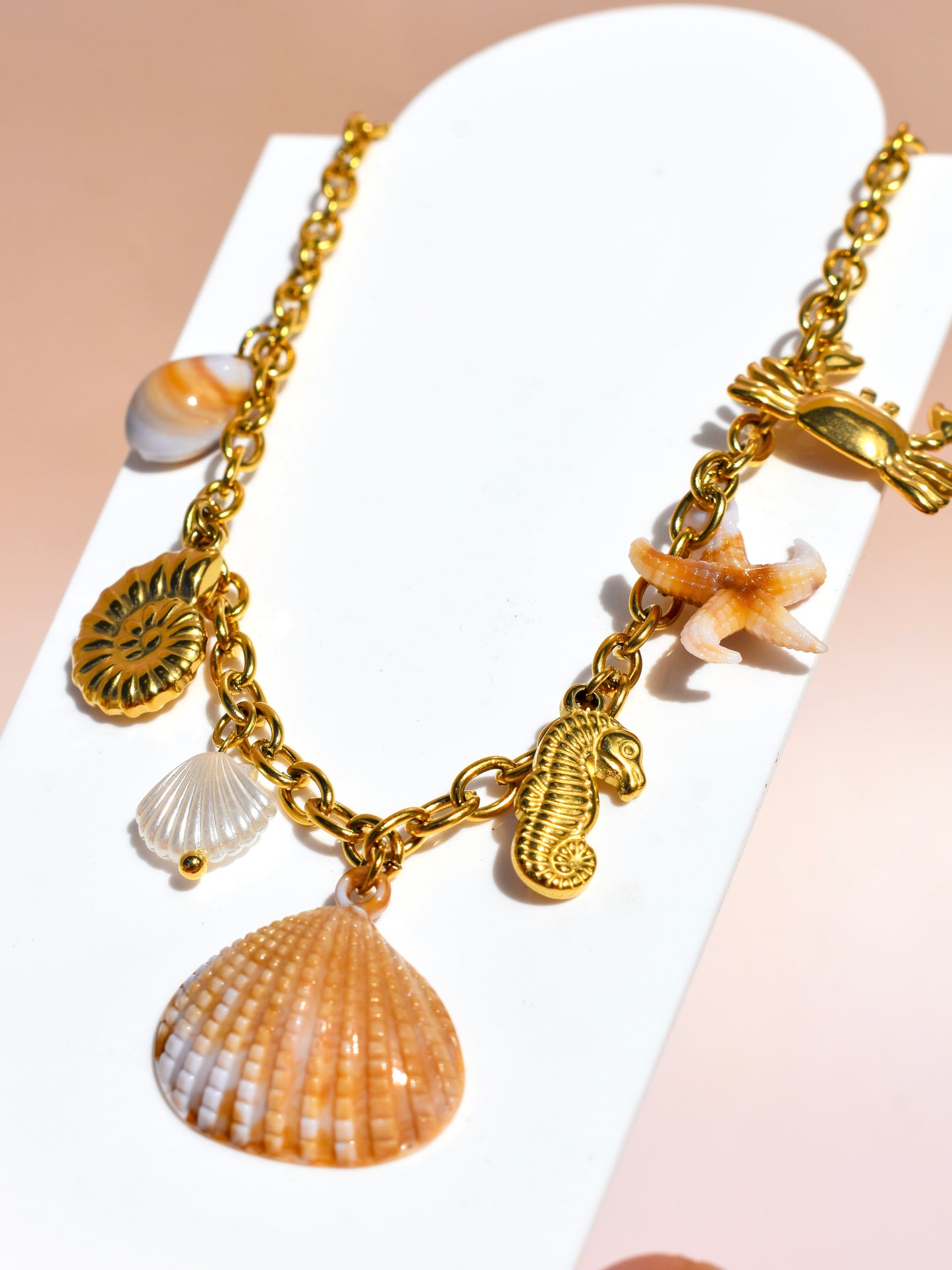 Shell charm necklace