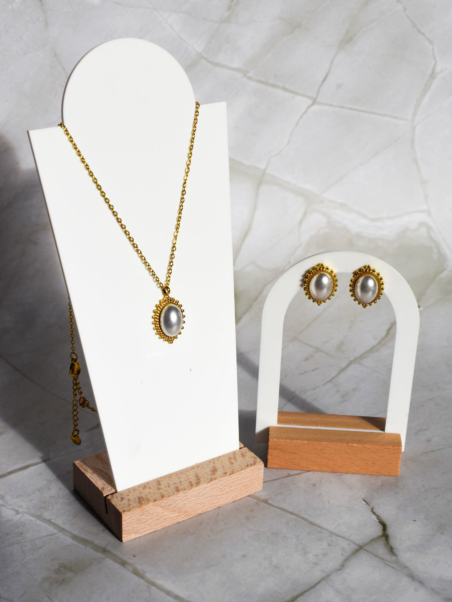 Mary necklace + earrings set