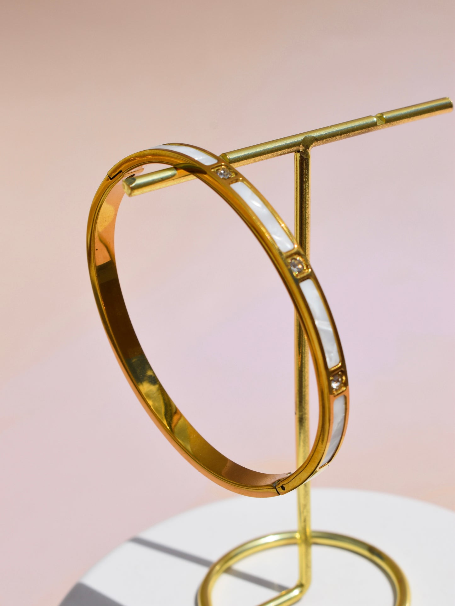 Pearl diamond bangle