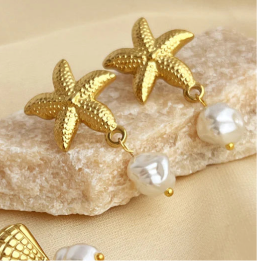 Starfish pearl earrings