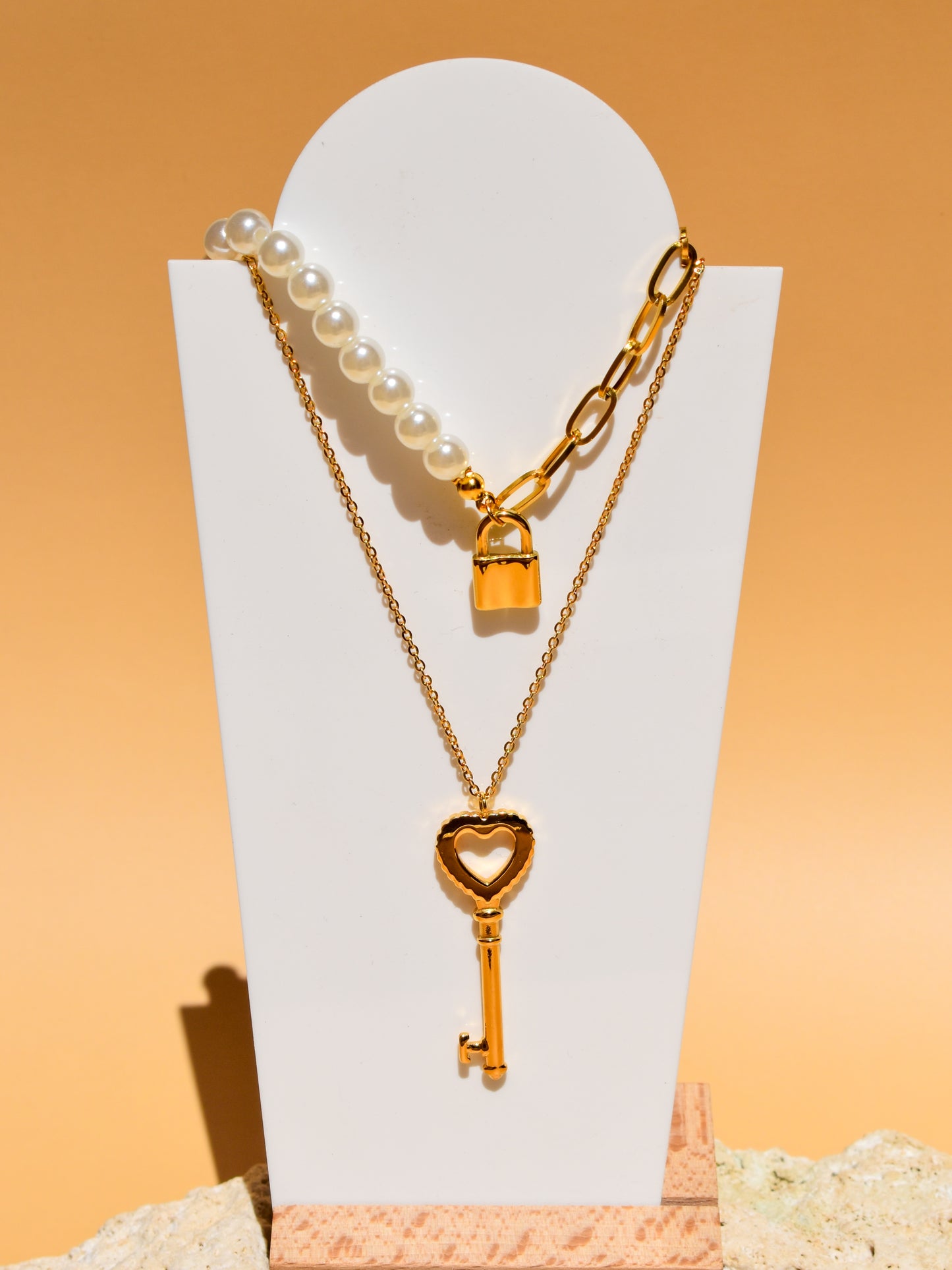 Key & locket pearl layered necklace
