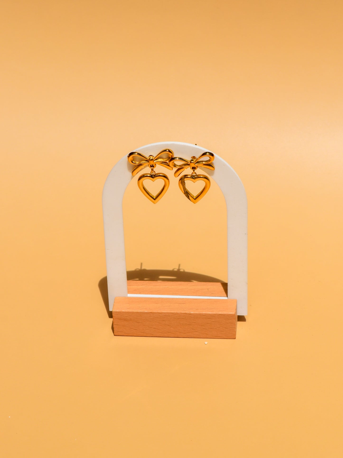 Heart & bow earrings