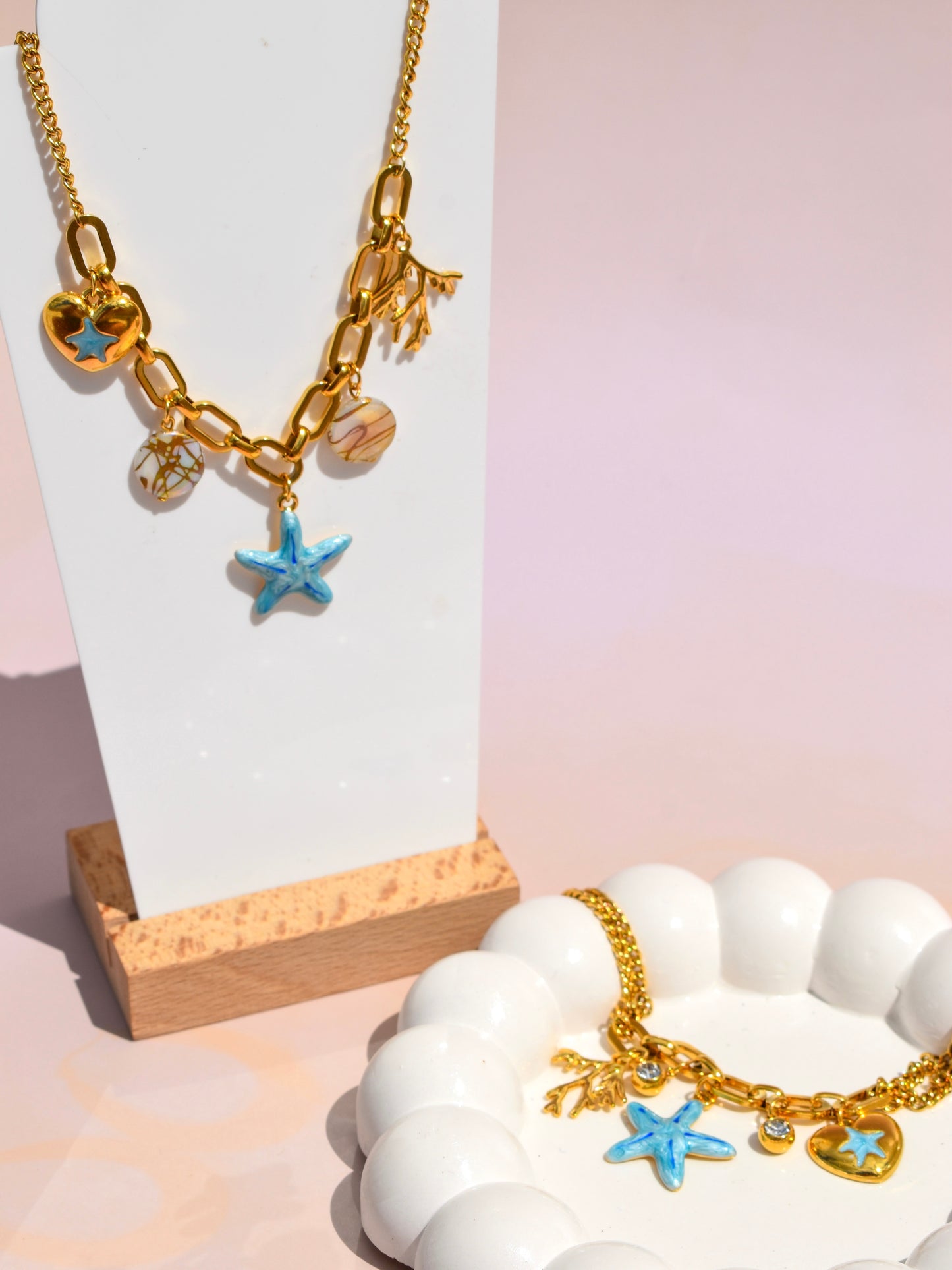 Starfish charm bracelet