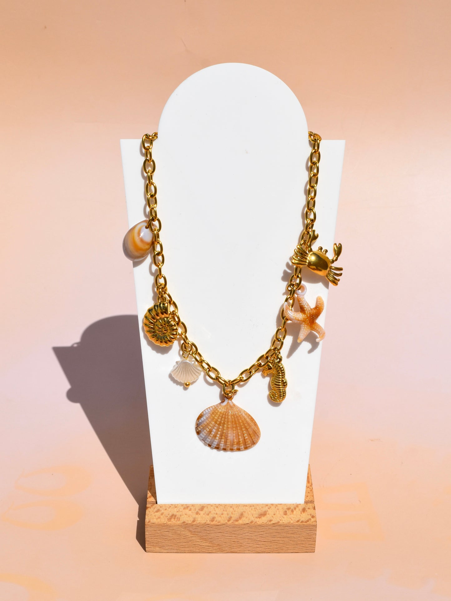 Shell charm necklace