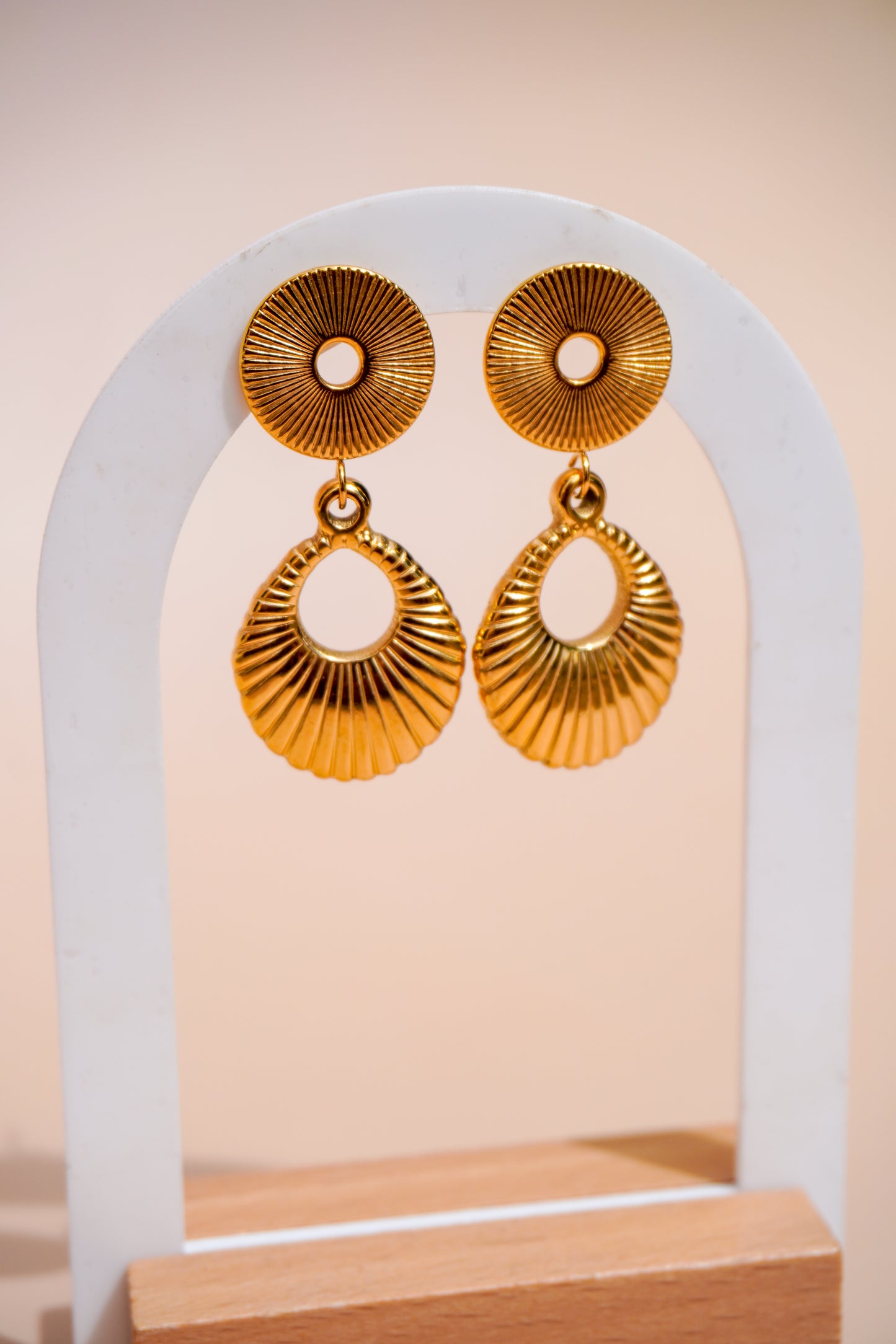 Teardrop earrings