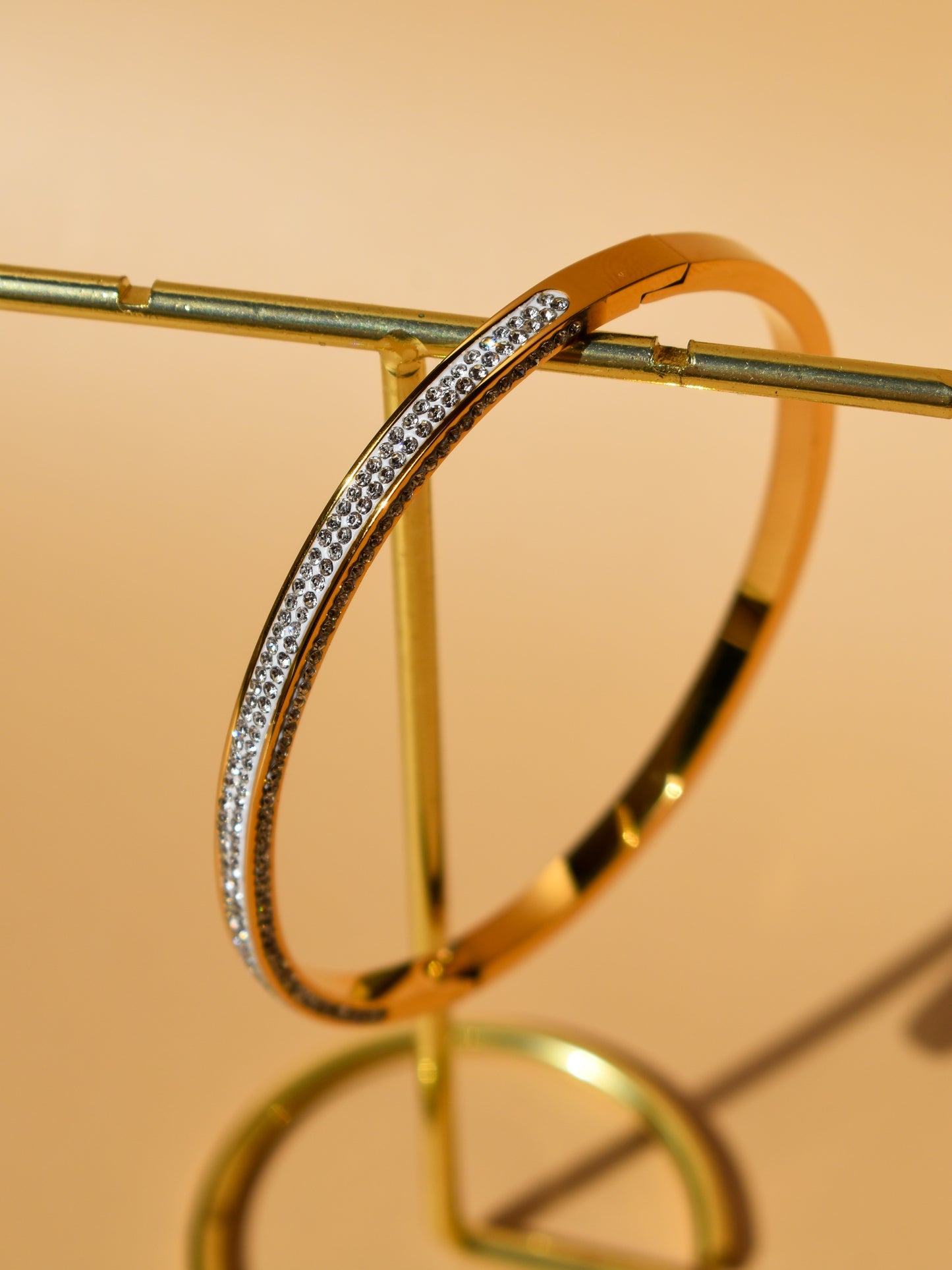 Diamond bangle