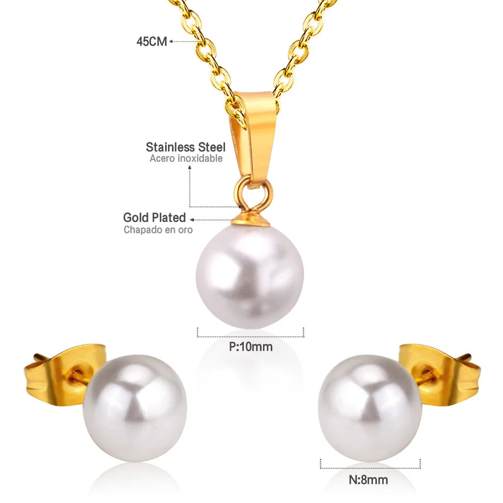 Pearl necklace + earrings set