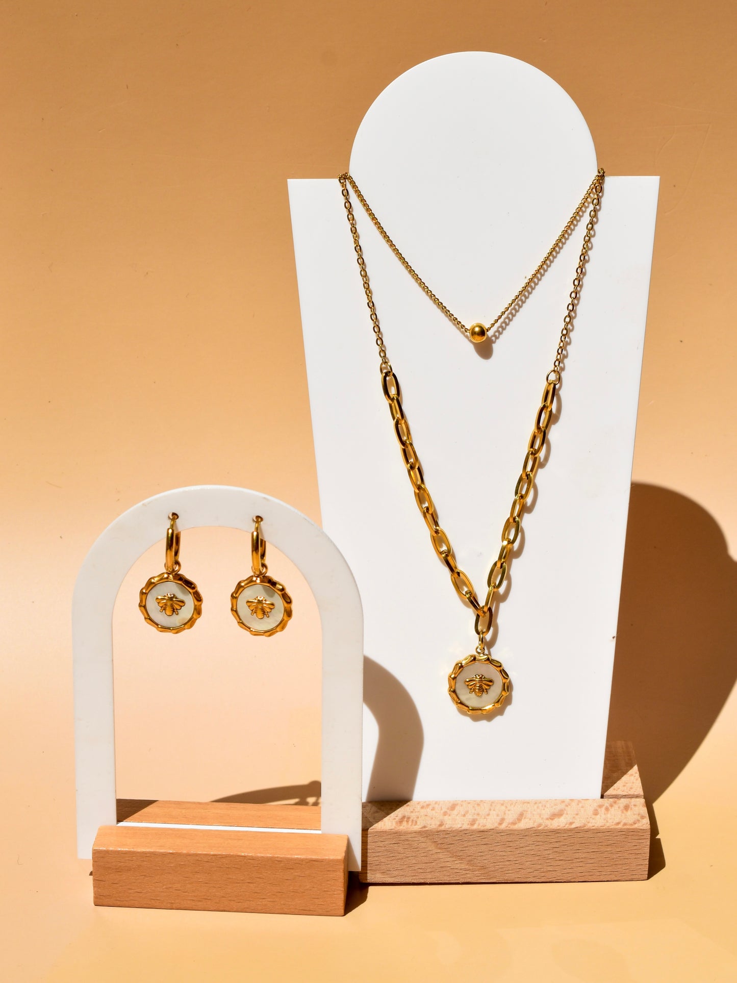 Vintage bee layered necklace